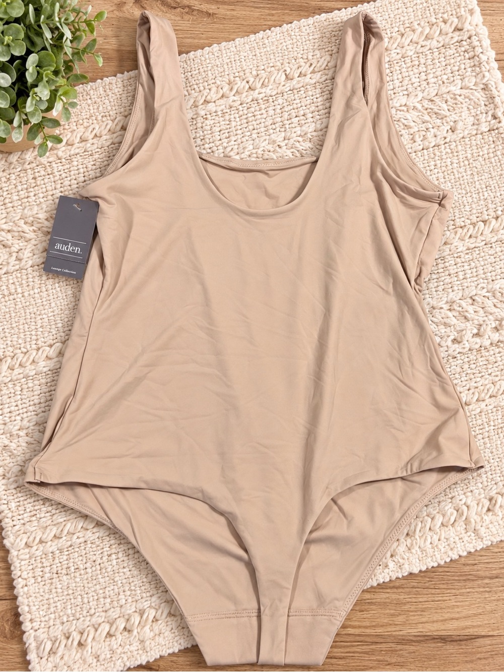 Auden Scoop Neck Seamless Bodysuit in Neutral Beige